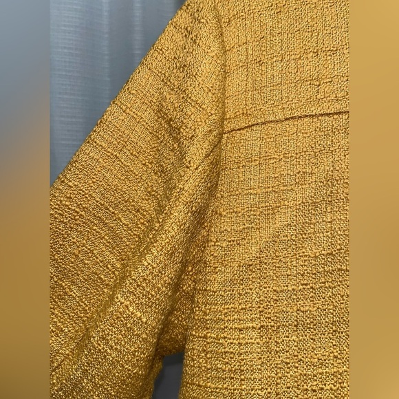 J.Jill Modern Tweed Jacket in honey | size Medium - Picture 5 of 9